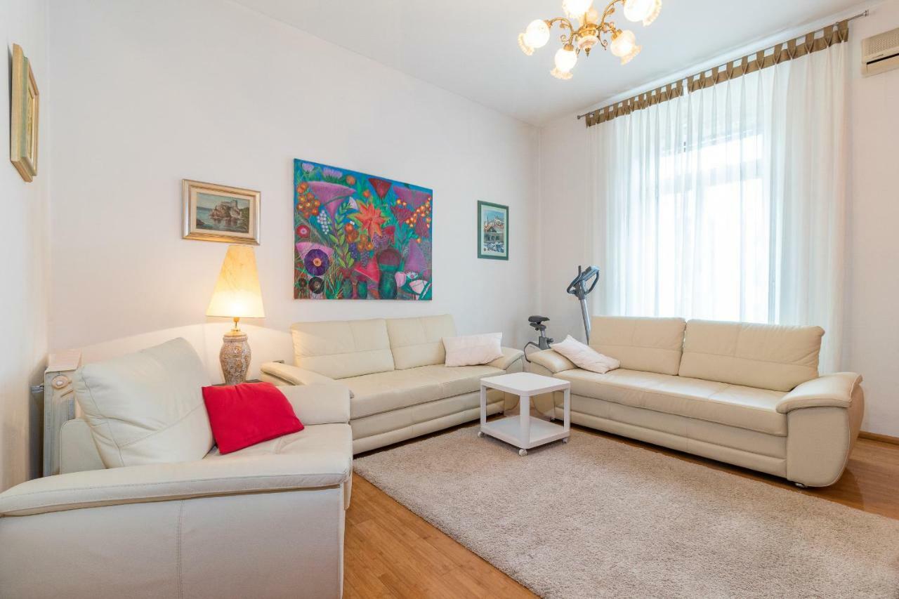 Apartman Vesna Pula Ngoại thất bức ảnh